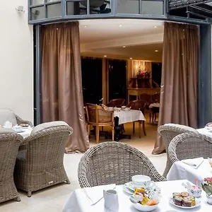 Chateaubriand Hotel Paris